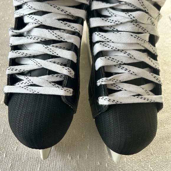 Bauer Imoact 200 Tuuk Ice Hockey Skates 8R - Picture 3 of 8
